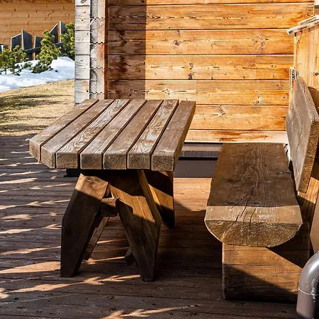 Alpe Goldener Hirsch * שארניץ