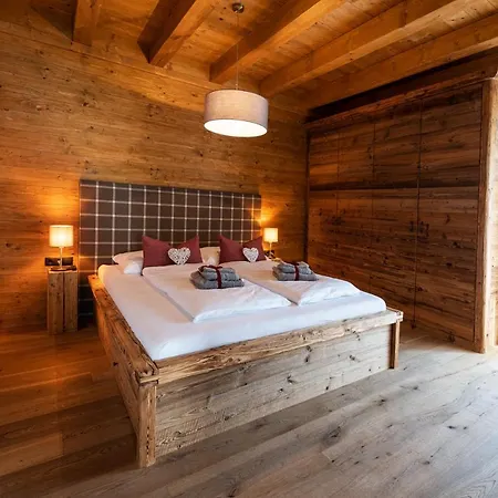 Alpe Goldener Hirsch שארניץ