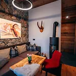 Alpe Goldener Hirsch Lägenhet Scharnitz