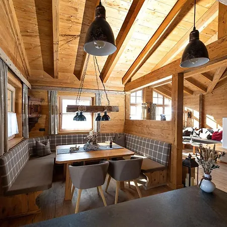 Alpe Goldener Hirsch * Шарниц