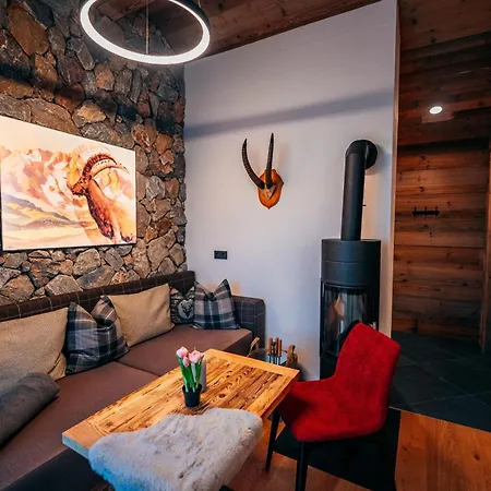Alpe Goldener Hirsch Appartement Scharnitz